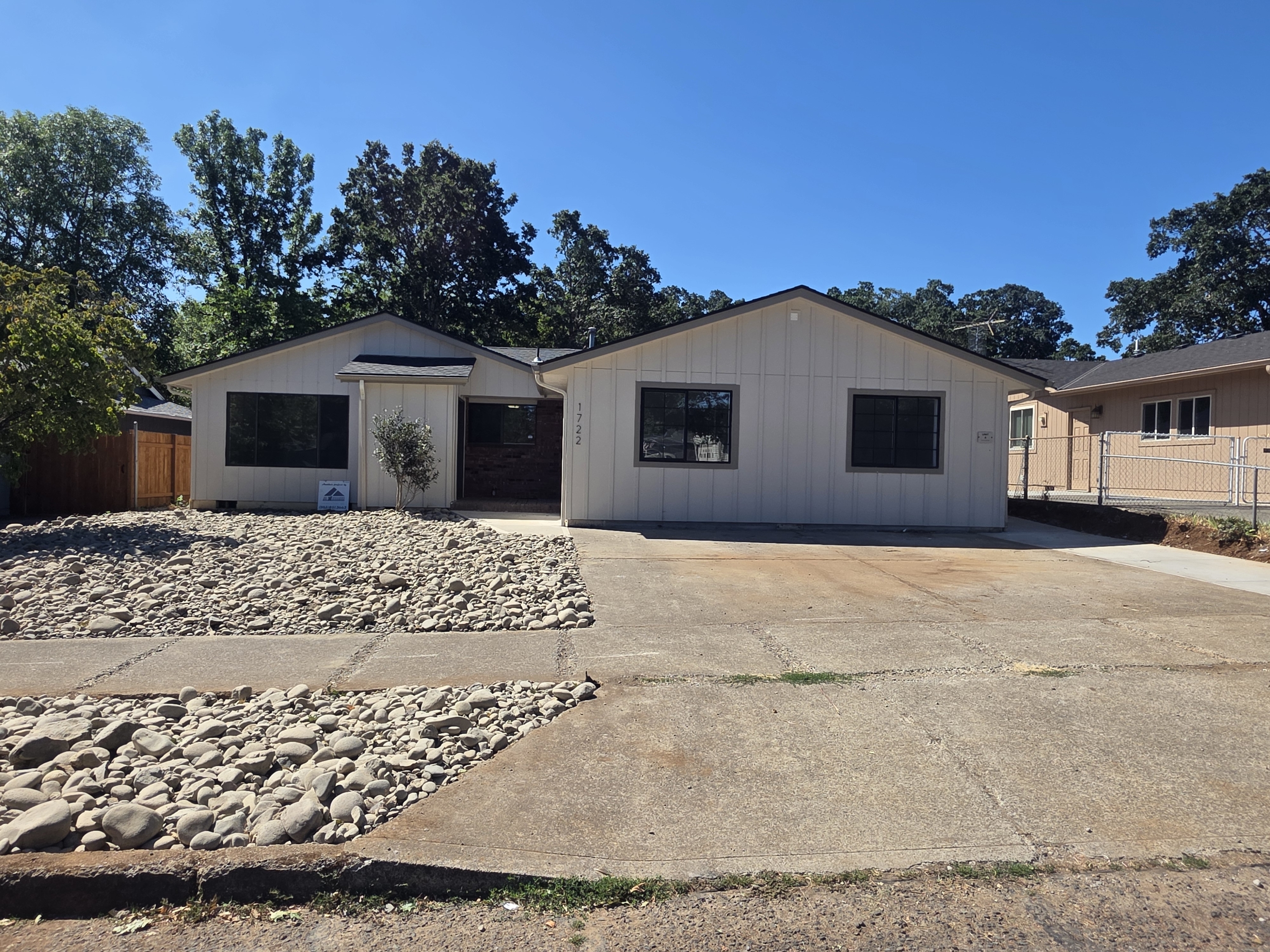 **MHH8-16- 1722 Rock Creek Drive South unit A, Salem, OR 97306 - 1